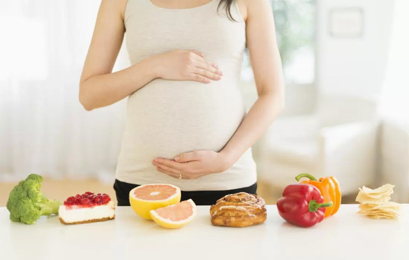 Holistic diet tips for expectant mothers