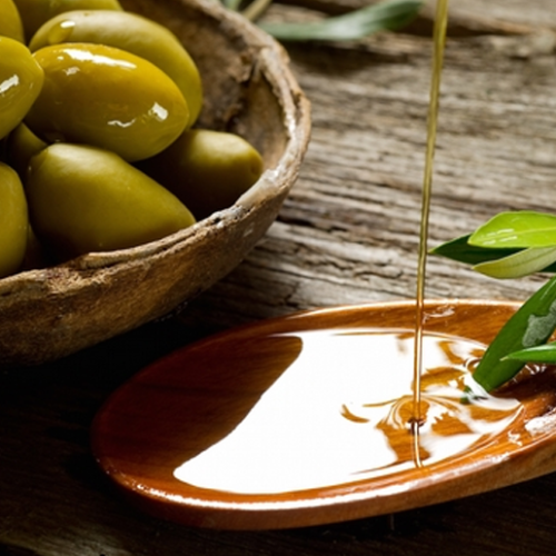 The Anti-Aging Benefits of Olive Oil