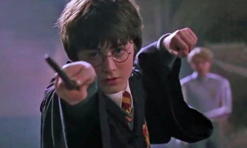 Entertain the kids with the new Harry Potter ‘wand’ app