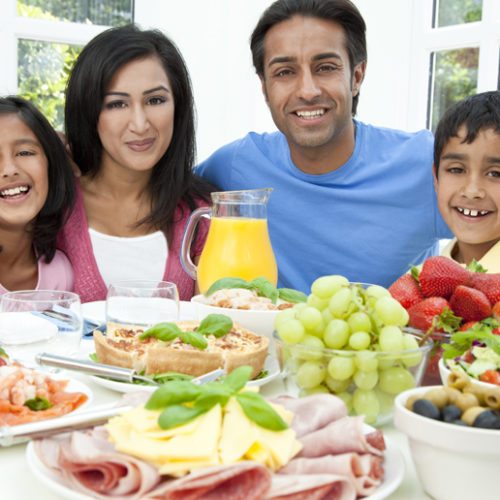 The Benefits of Family Mealtimes Together