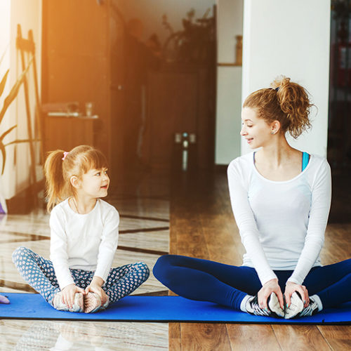 Dubai sets sights on hosting world’s largest family yoga session