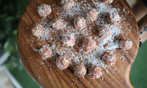 Recipe: Raspberry Coconut Balls