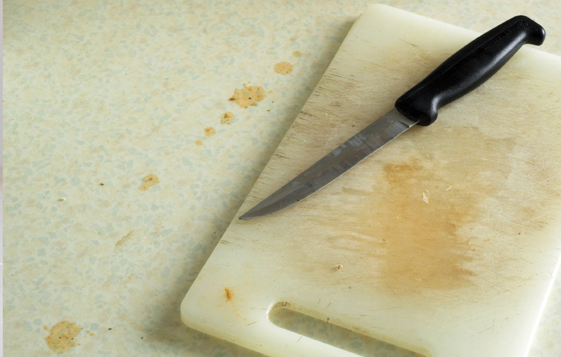 Where bacteria lurk in the kitchen_cutting boards