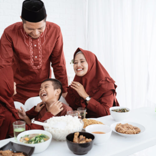 Helping children to fast healthily in Ramadan