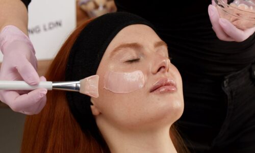 Unveil a fresh and rejuvenated complexion with a bespoke facial at Qua Spa